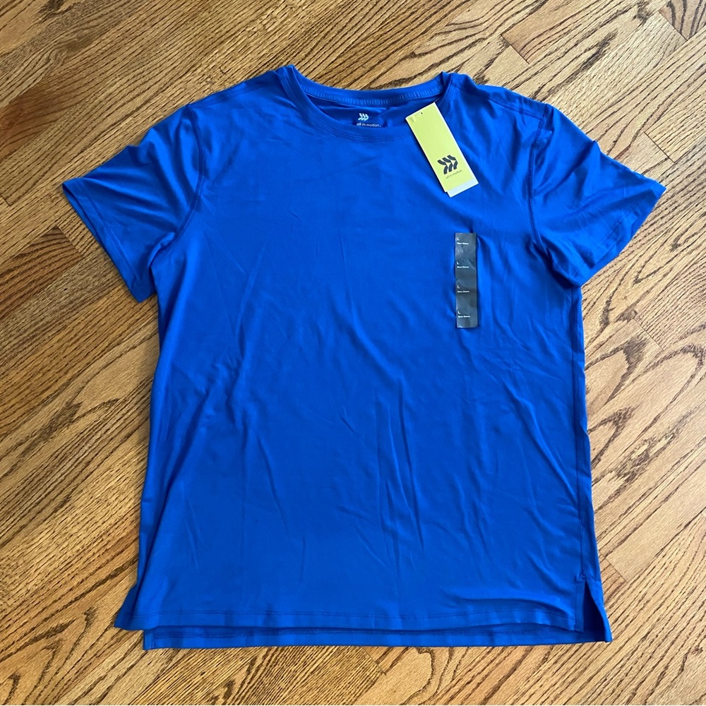New Men’s Large All In Motion Endurance Blue Polyester Short Sleeve Shirt